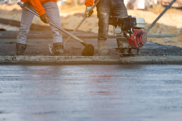 Best Concrete Sidewalk Installation in North Lynnwood, WA